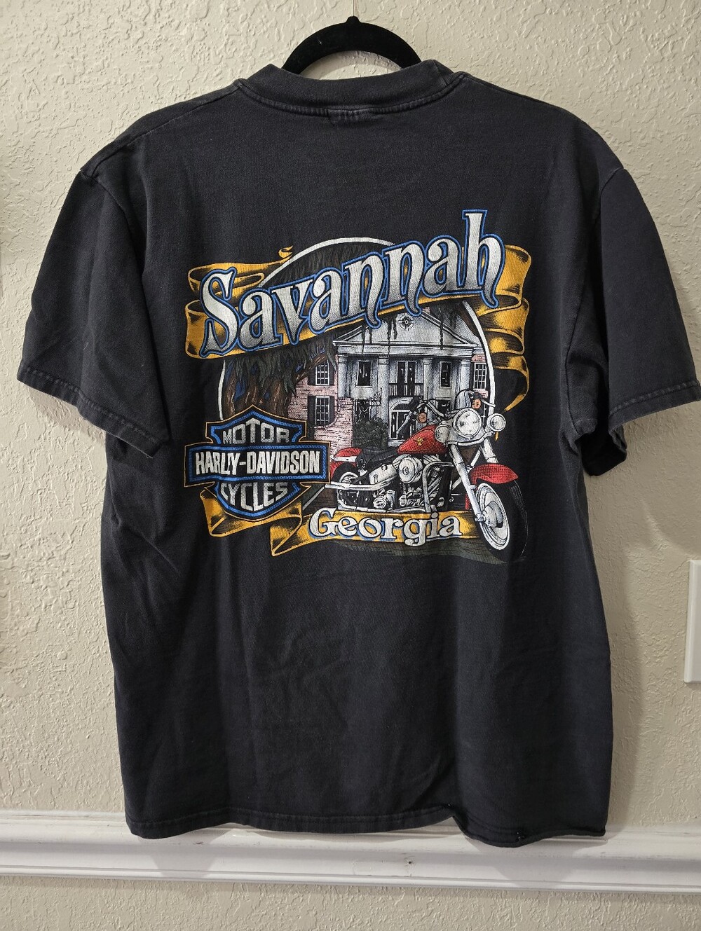 Harley-Davidson Men’s Black Eagle Graphic Tee Savannah Georgia Size M?